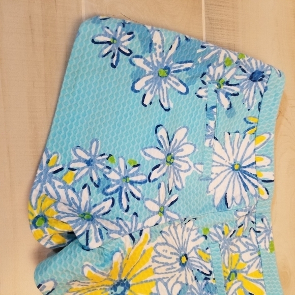 {00} LP Adie Breakwater Daisy Dance Blue Shorts - Picture 4 of 12